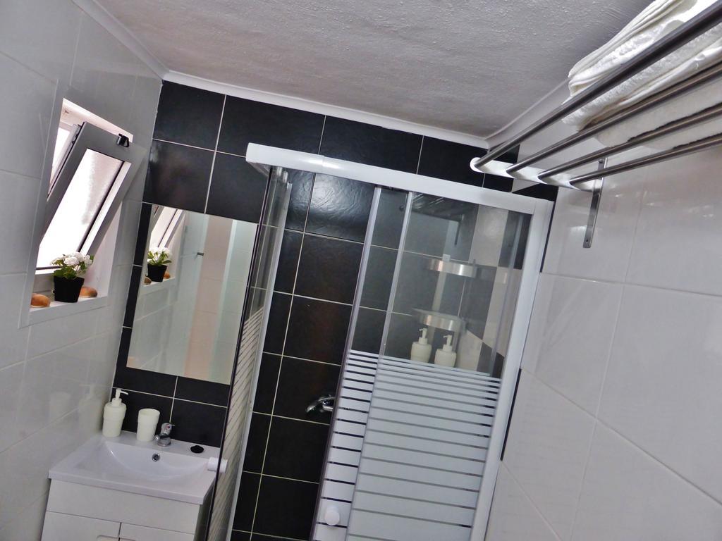 Apartamento Embaixador Mateus Лиссабон Номер фото